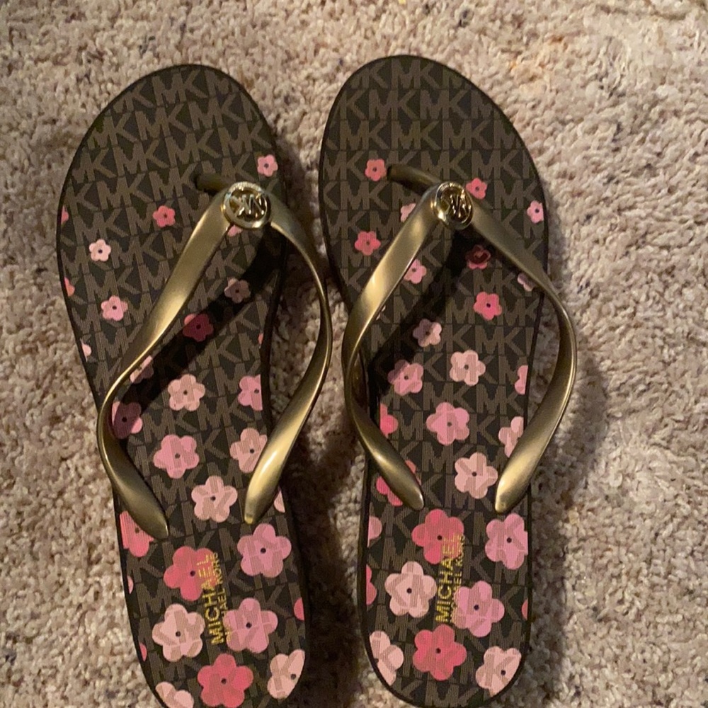 Michael Kors Wedge Flip Flop